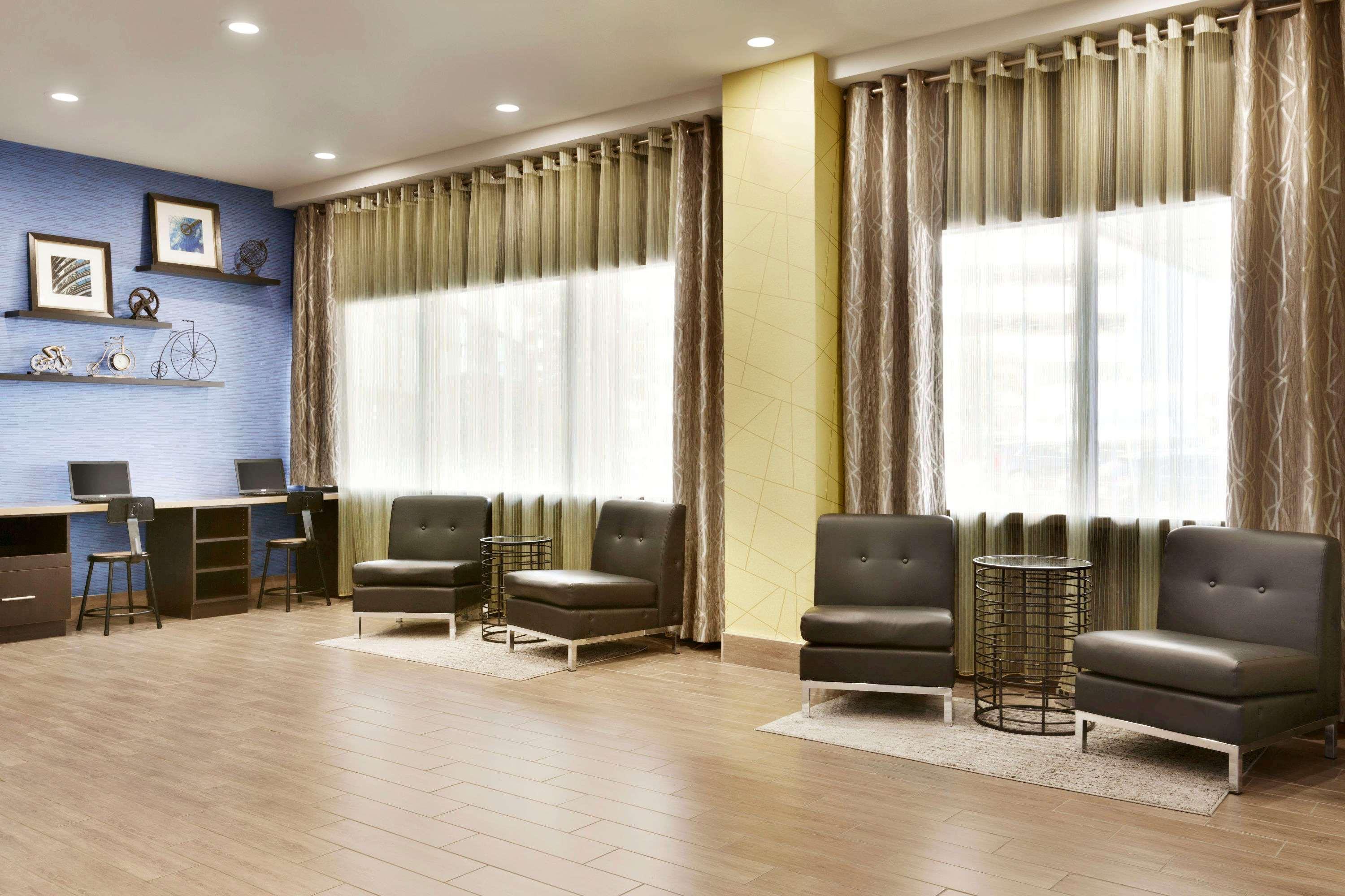 Travelodge By Wyndham Toronto East Ngoại thất bức ảnh